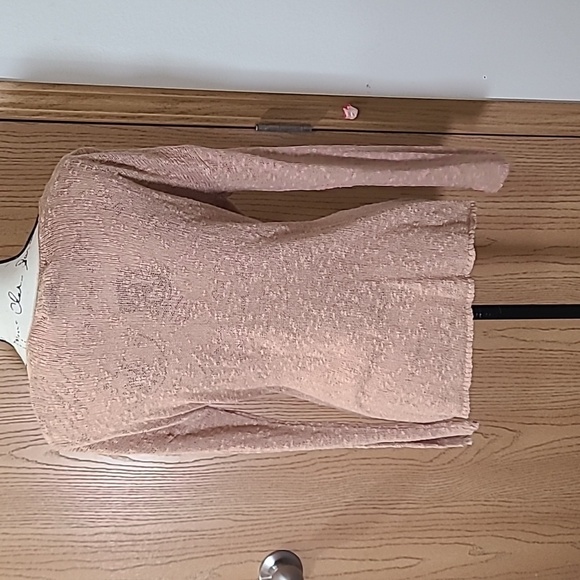 Forever 21 beige textured knit top sweater - Picture 2 of 2
